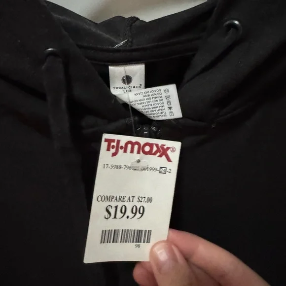 Yogalicious Black zip up jacket - Picture 4 of 6